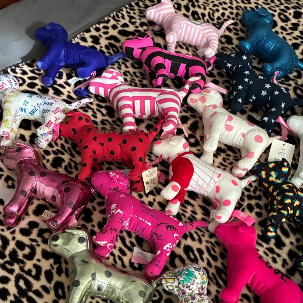 π PINK Victoria's Secret Dog Plush Set π - Picture 4 of 6